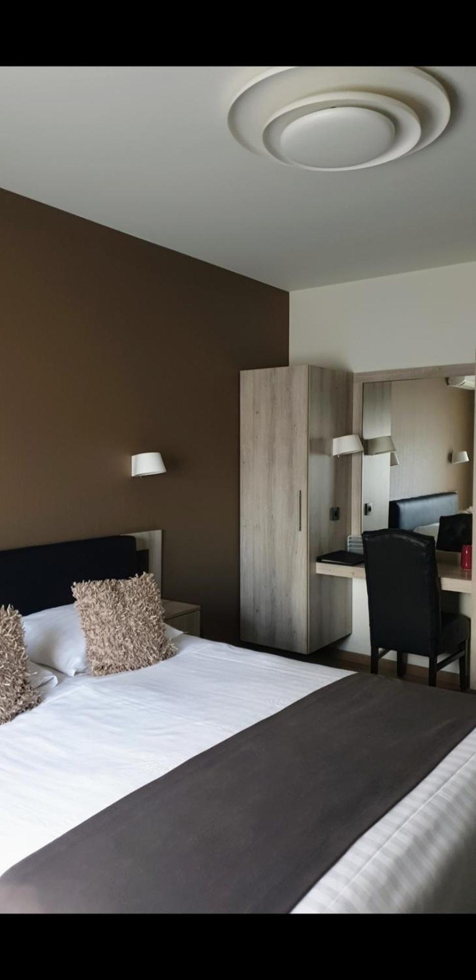Belrom Hotel Sint-Truiden Zewnętrze zdjęcie
