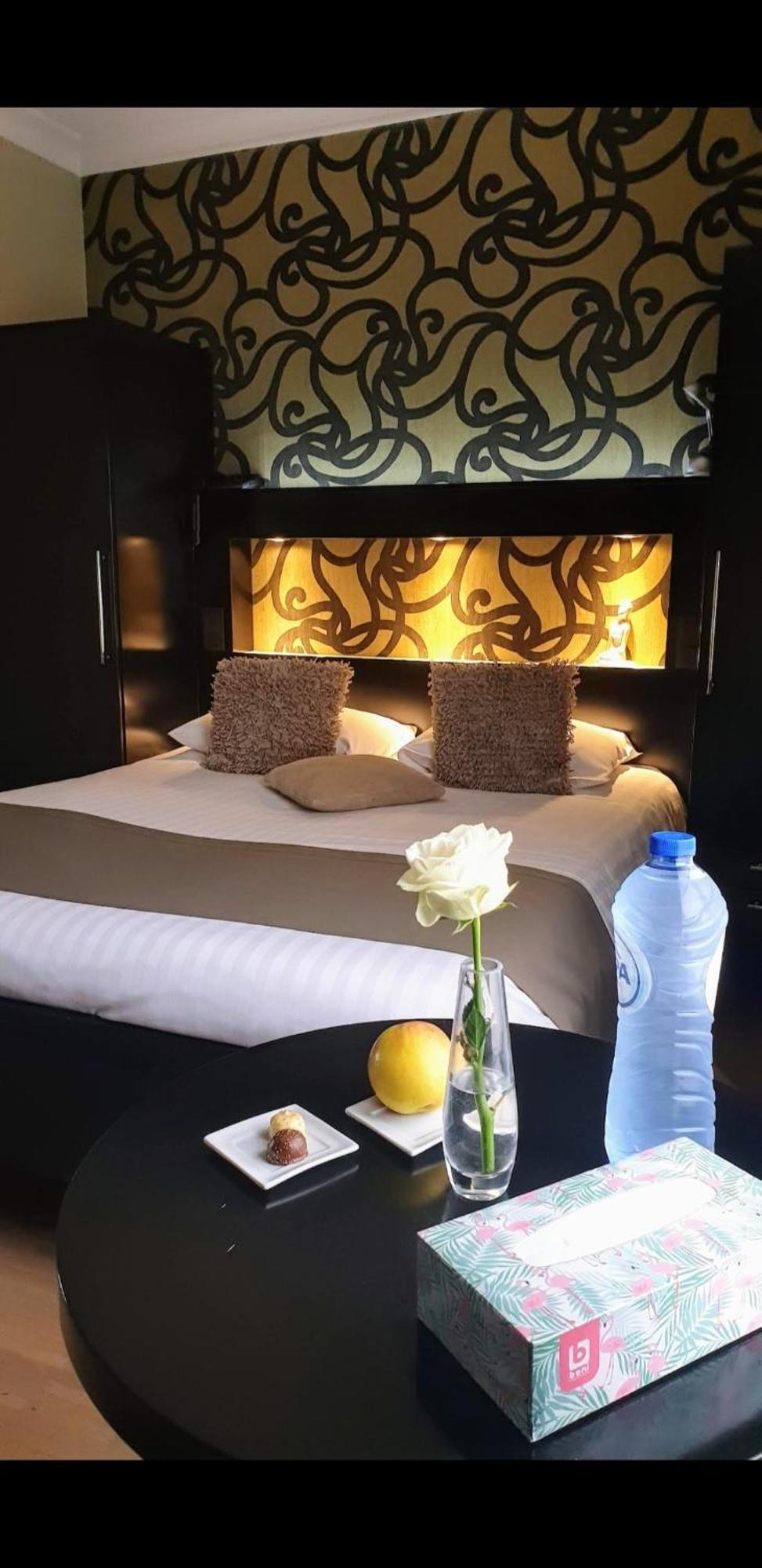 Belrom Hotel Sint-Truiden Zewnętrze zdjęcie
