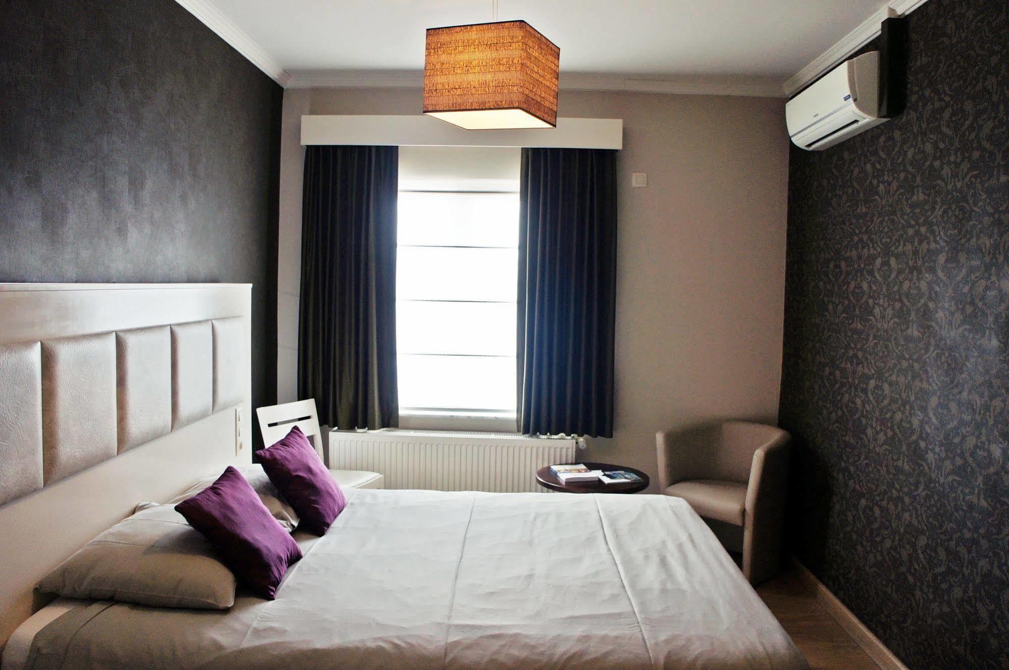 Belrom Hotel Sint-Truiden Zewnętrze zdjęcie