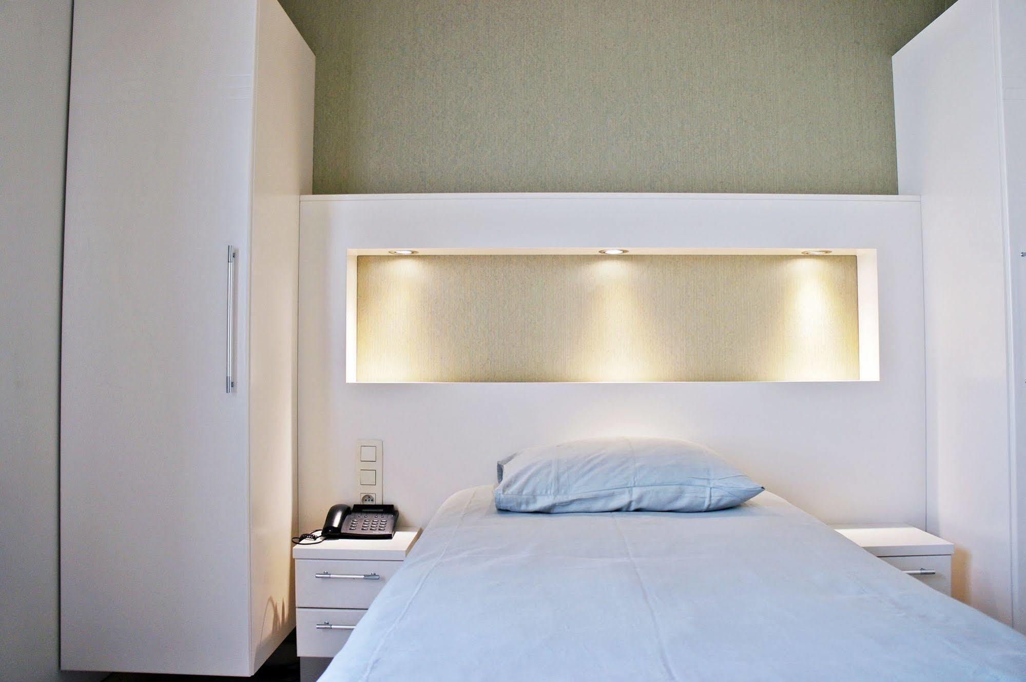 Belrom Hotel Sint-Truiden Zewnętrze zdjęcie