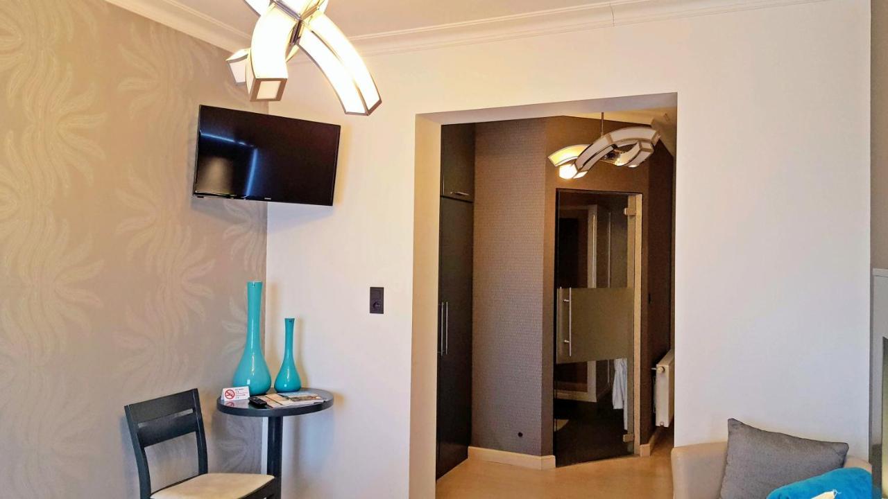 Belrom Hotel Sint-Truiden Zewnętrze zdjęcie